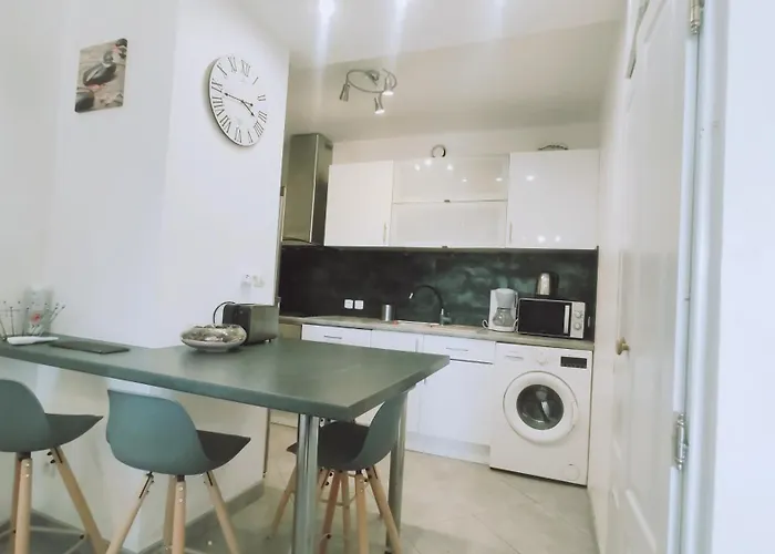 Tres Joli T3, 55m2 Climatise Region Propriano 5 Personnes 公寓 Compoli